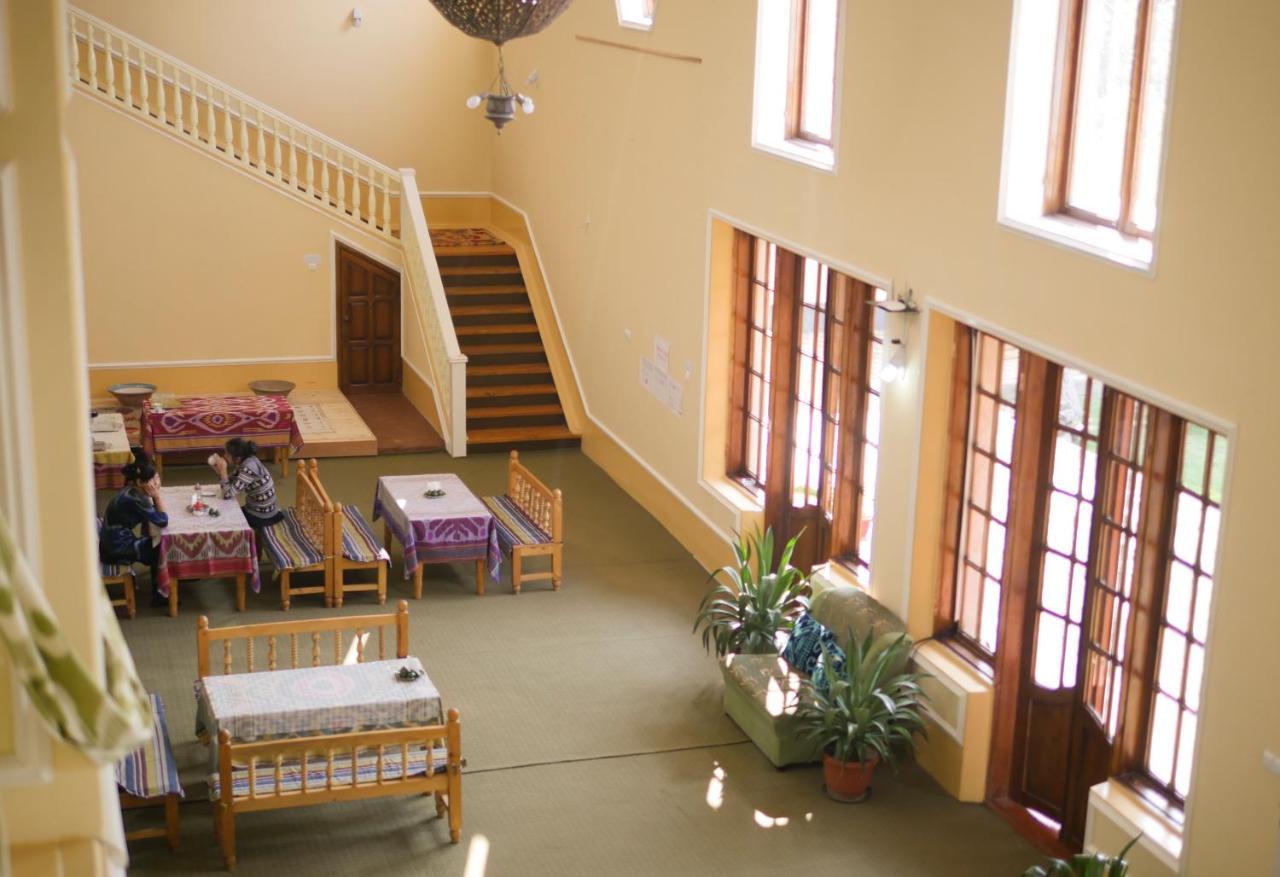 Guest House Ikathouse Marghilon Exterior photo